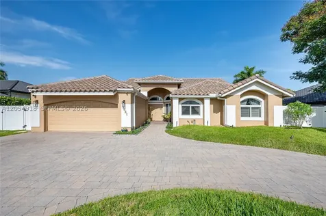 1551 SW 52nd Terrace Plantation FL 33317