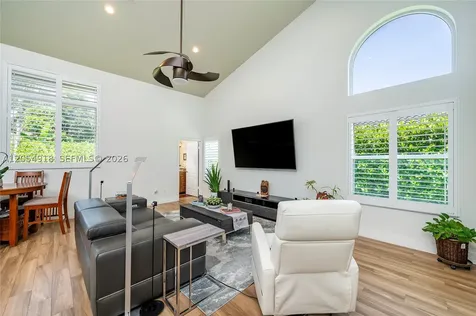 1551 SW 52nd Terrace Plantation FL 33317