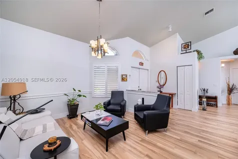 1551 SW 52nd Terrace Plantation FL 33317