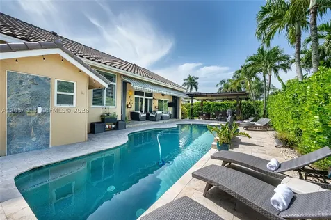 1551 SW 52nd Terrace Plantation FL 33317