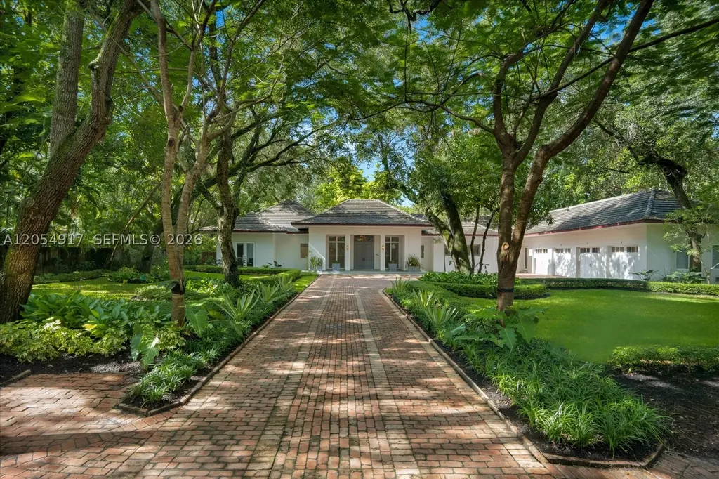 4100 Kiaora Street Miami FL 33133