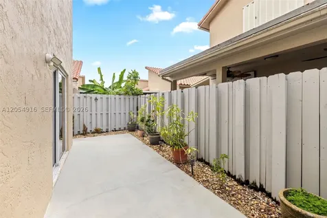 2217 W 69th Street Hialeah FL 33016