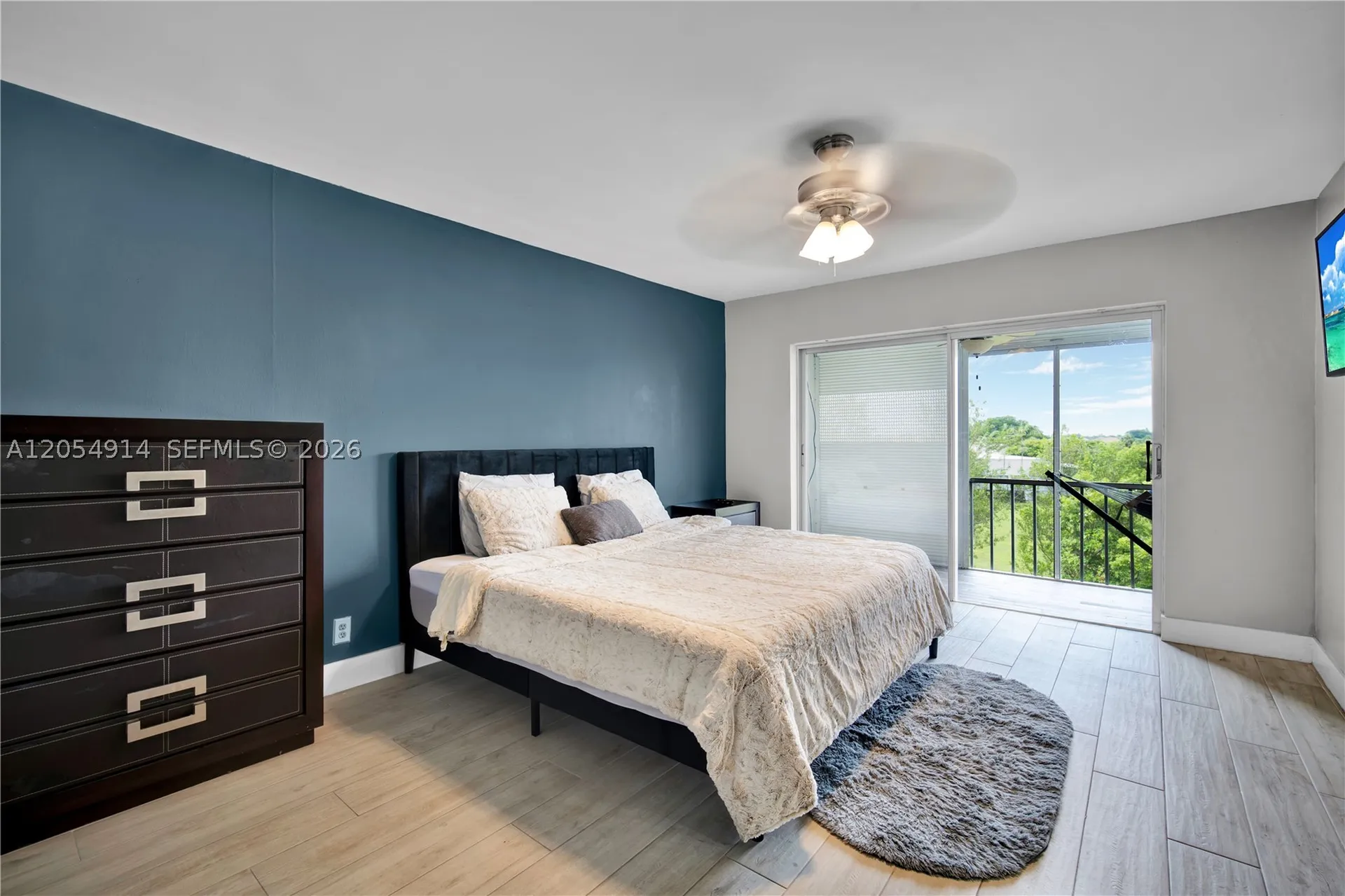 950 Hillcrest Drive Hollywood FL 33021