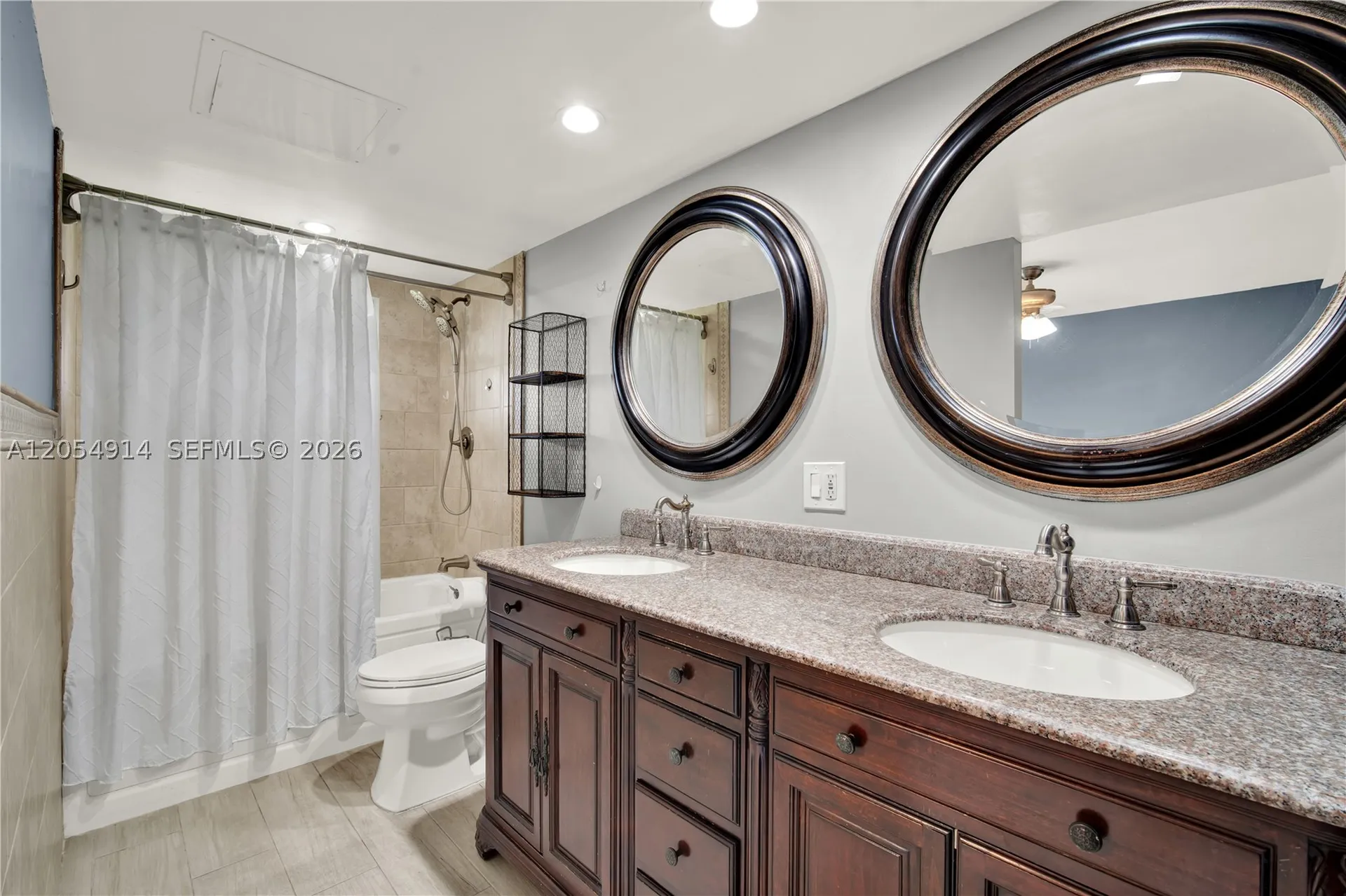 950 Hillcrest Drive Hollywood FL 33021
