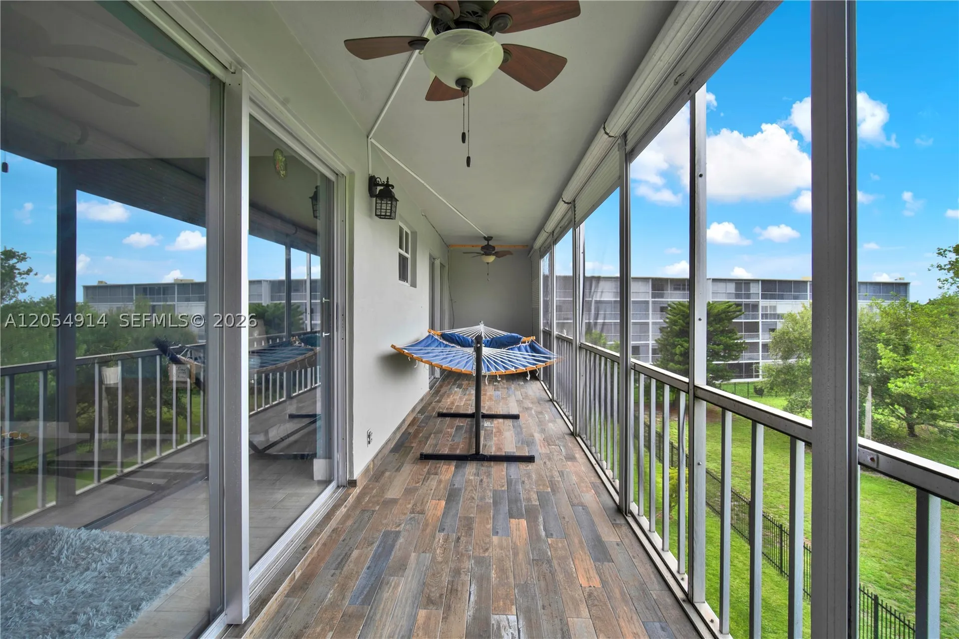 950 Hillcrest Drive Hollywood FL 33021