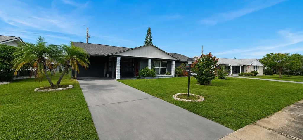 1505 Arrowhead Drive Sun City Center FL 33573