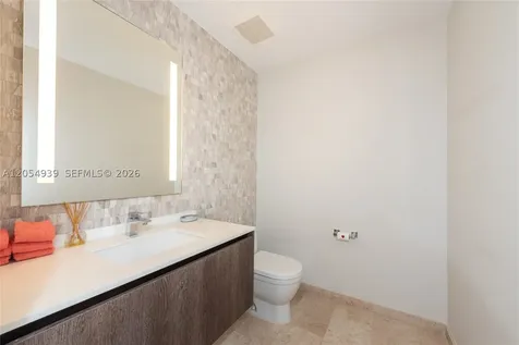 88 SW 7th Street Miami FL 33130