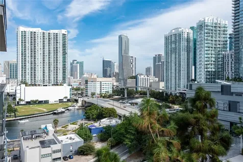 88 SW 7th Street Miami FL 33130