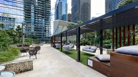 88 SW 7th Street Miami FL 33130