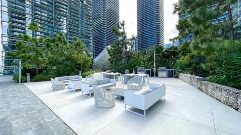 88 SW 7th Street Miami FL 33130