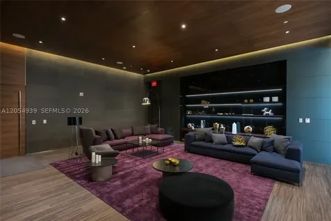 88 SW 7th Street Miami FL 33130