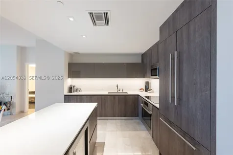 88 SW 7th Street Miami FL 33130