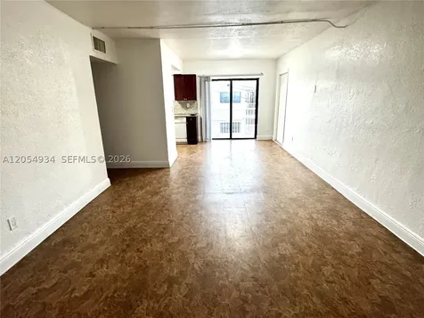 1525 NE 135th Street North Miami FL 33161