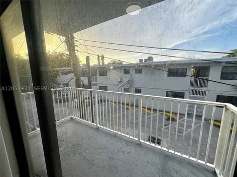 1525 NE 135th Street North Miami FL 33161