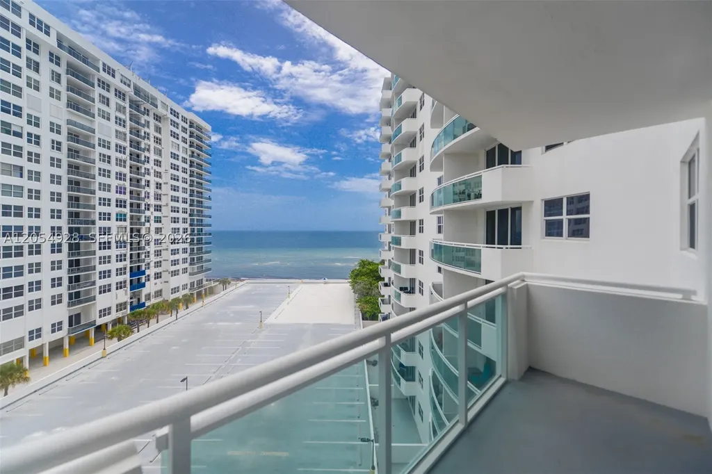 3001 S Ocean Drive Hollywood FL 33019