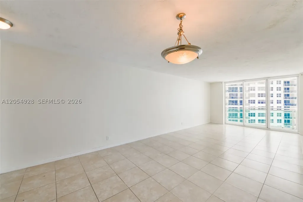 3001 S Ocean Drive Hollywood FL 33019
