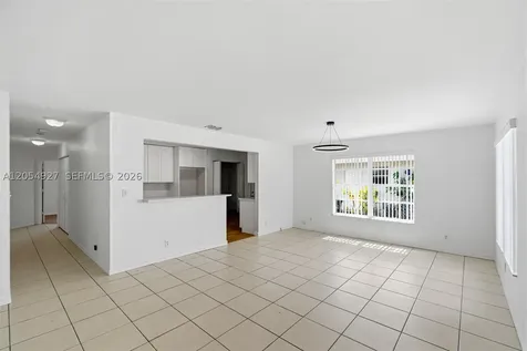 841 NW 10th Street Hallandale Beach FL 33009