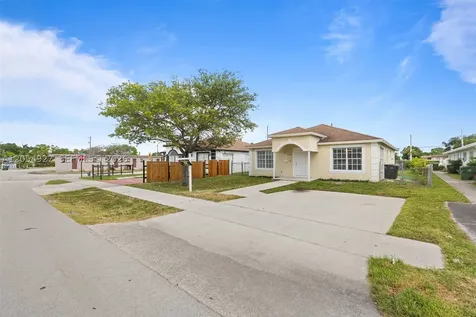 841 NW 10th Street Hallandale Beach FL 33009