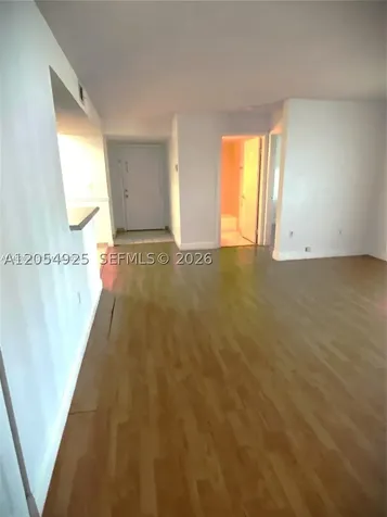 300 W Palm Circle W Pembroke Pines FL 33025