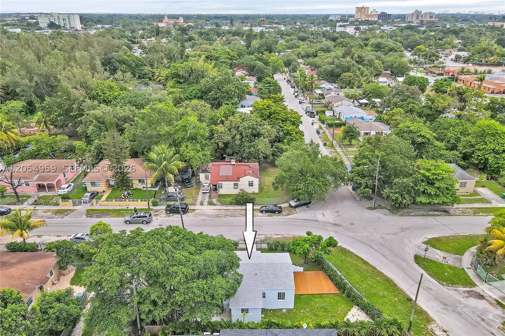 6344 NW Miami Place Miami FL 33150