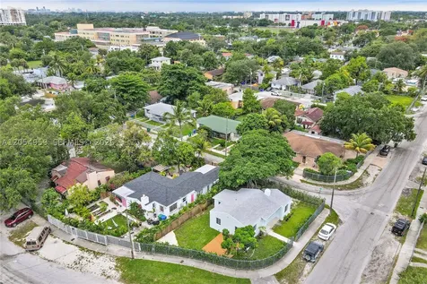 6344 NW Miami Place Miami FL 33150