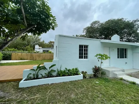 6344 NW Miami Place Miami FL 33150