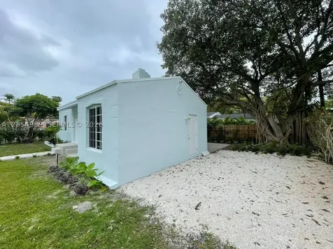 6344 NW Miami Place Miami FL 33150