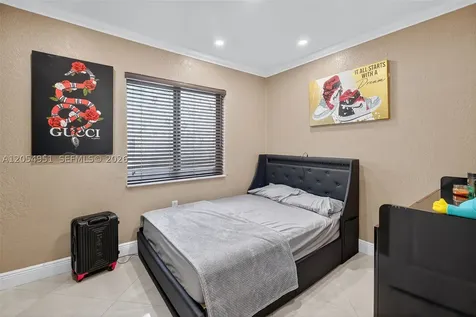2431 SW 127th Avenue Miami FL 33175