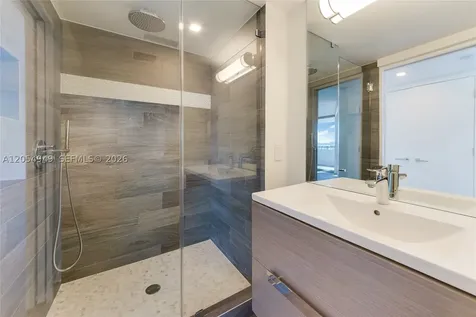 11 Island Avenue Miami Beach FL 33139