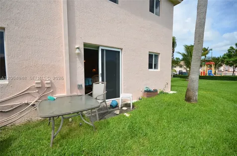 1270 SE 27th Street Homestead FL 33035