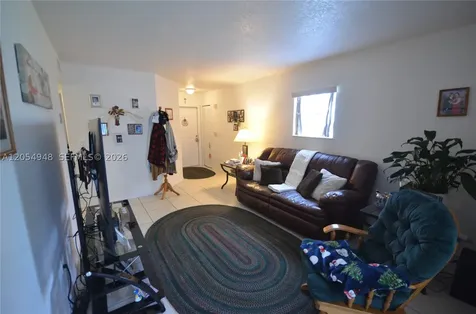 1270 SE 27th Street Homestead FL 33035