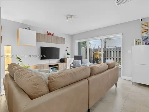 17071 NW 22nd Street Pembroke Pines FL 33028