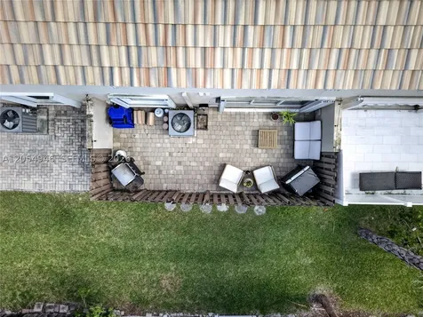 17071 NW 22nd Street Pembroke Pines FL 33028