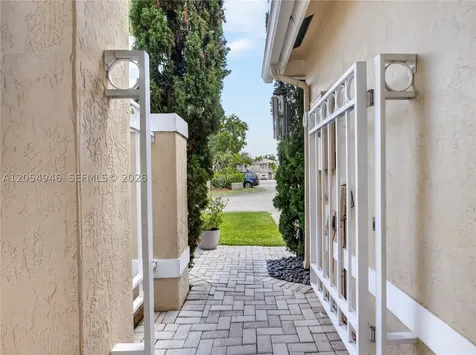 17071 NW 22nd Street Pembroke Pines FL 33028