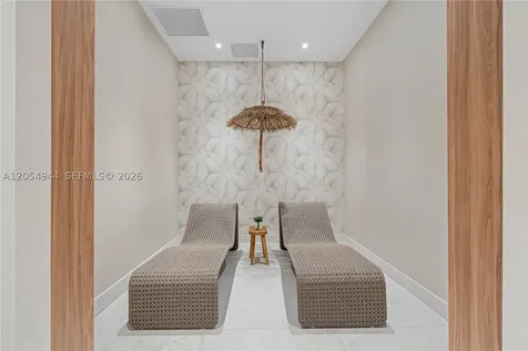 16395 Biscayne Boulevard North Miami Beach FL 33160