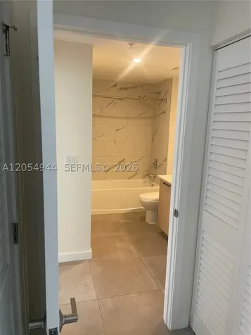 16395 Biscayne Boulevard North Miami Beach FL 33160