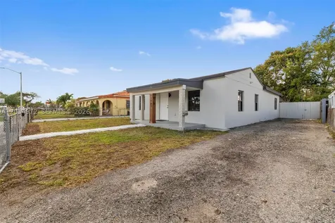 1060 NW 35th Court Miami FL 33125