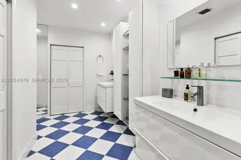 6511 Riviera Drive Coral Gables FL 33146
