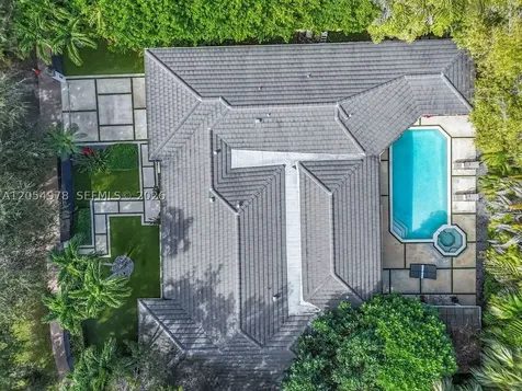 6511 Riviera Drive Coral Gables FL 33146