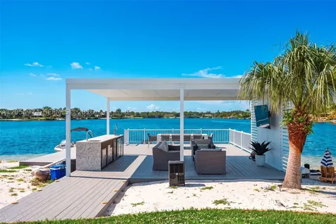 9440 SW 136th Street Miami FL 33176