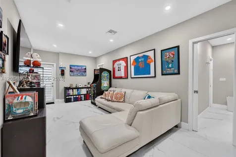 9440 SW 136th Street Miami FL 33176