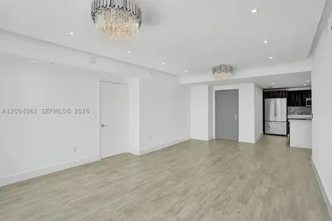 488 NE 18th Street Miami FL 33132