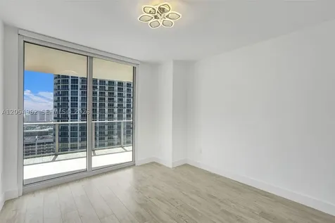 488 NE 18th Street Miami FL 33132