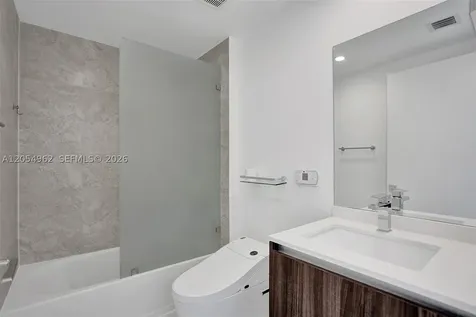 488 NE 18th Street Miami FL 33132