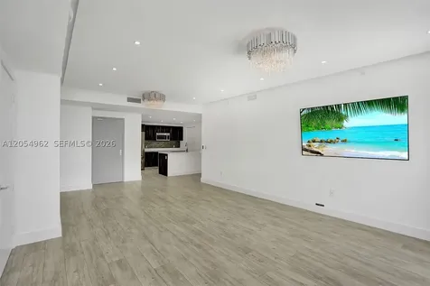 488 NE 18th Street Miami FL 33132