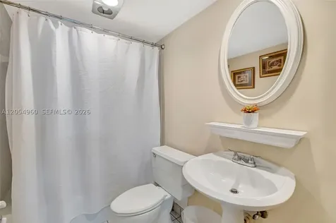 10101 E Bay Harbor Drive Bay Harbor Islands FL 33154