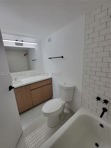 2655 Collins Avenue Miami Beach FL 33140