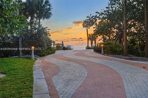 2655 Collins Avenue Miami Beach FL 33140