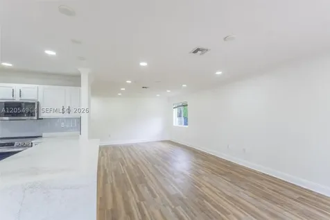 30 NW 159th Street Miami FL 33169