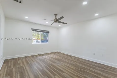 30 NW 159th Street Miami FL 33169